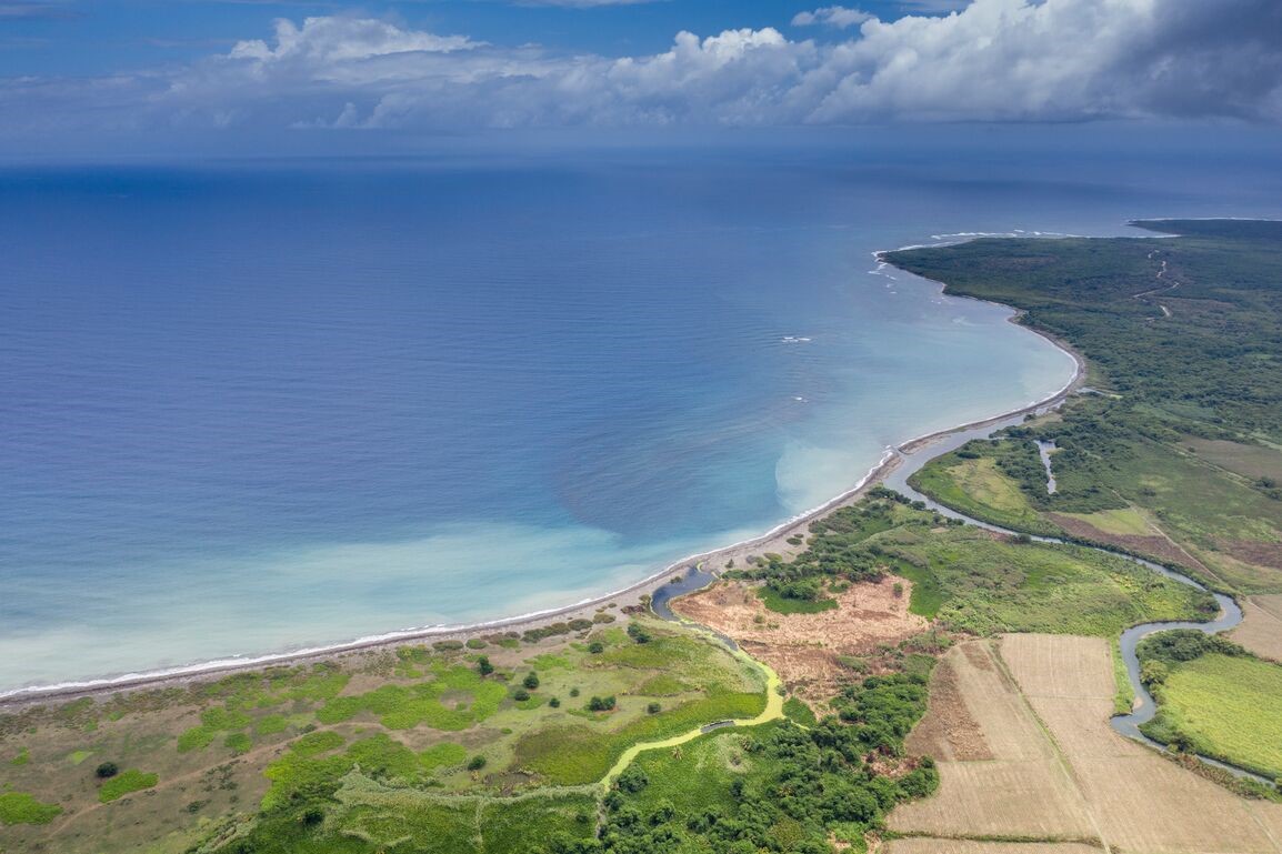 Aerial photo of Holland Bay, Jamaica